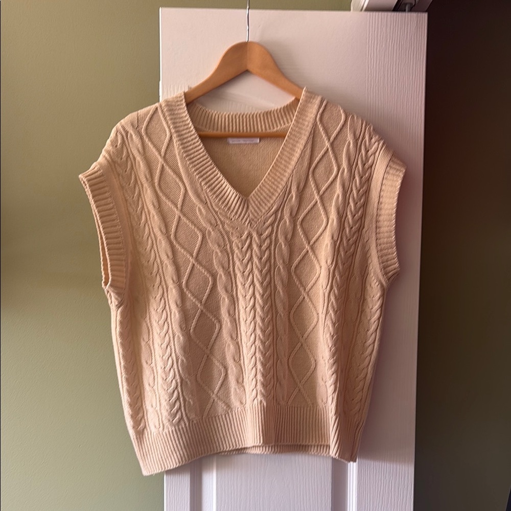 Oak+Fort Cream Cable-Knit V-Neck Sweater Vest